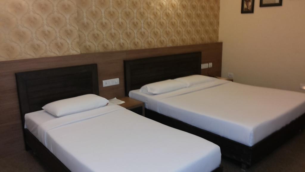 Adyar Ananda Bhavan Residency Hotel Bengaluru Szoba fotó